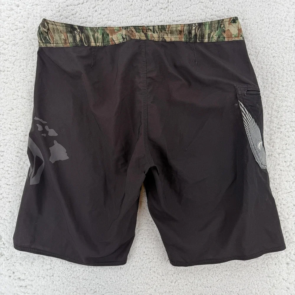 Volcom Board Shorts Mens 36 Black Camo Waist Mod Tech Surf Swim Trunks Hawaiian